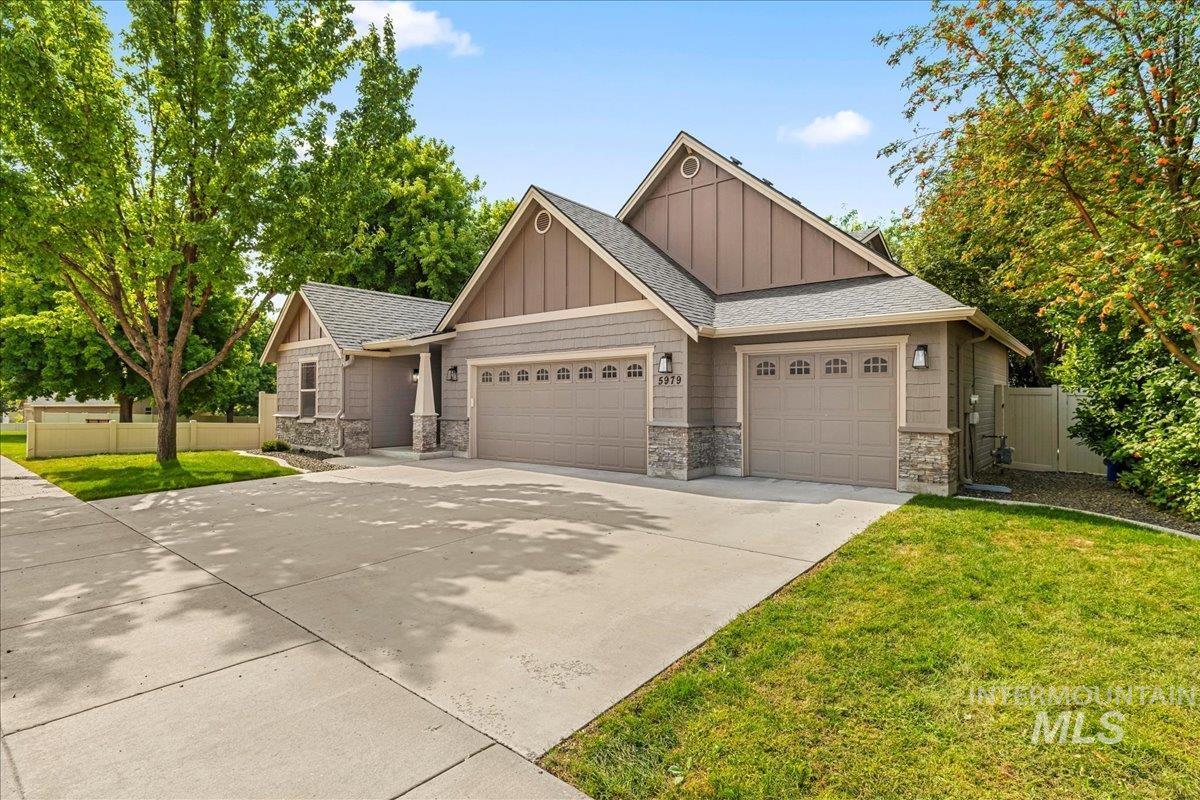 5979 S Atwell Grove Ave, Boise, Idaho 83709, 3 Bedrooms, 2 Bathrooms, Residential For Sale, Price $525,000, 98961285