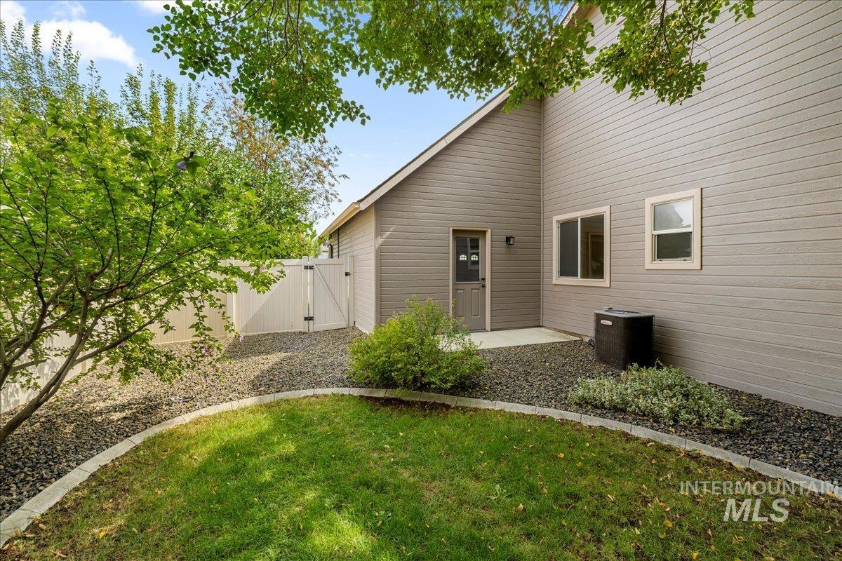 5979 S Atwell Grove Ave, Boise, Idaho 83709, 3 Bedrooms, 2 Bathrooms, Residential For Sale, Price $525,000, 98961285