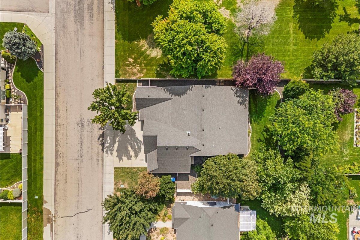 5979 S Atwell Grove Ave, Boise, Idaho 83709, 3 Bedrooms, 2 Bathrooms, Residential For Sale, Price $525,000, 98961285
