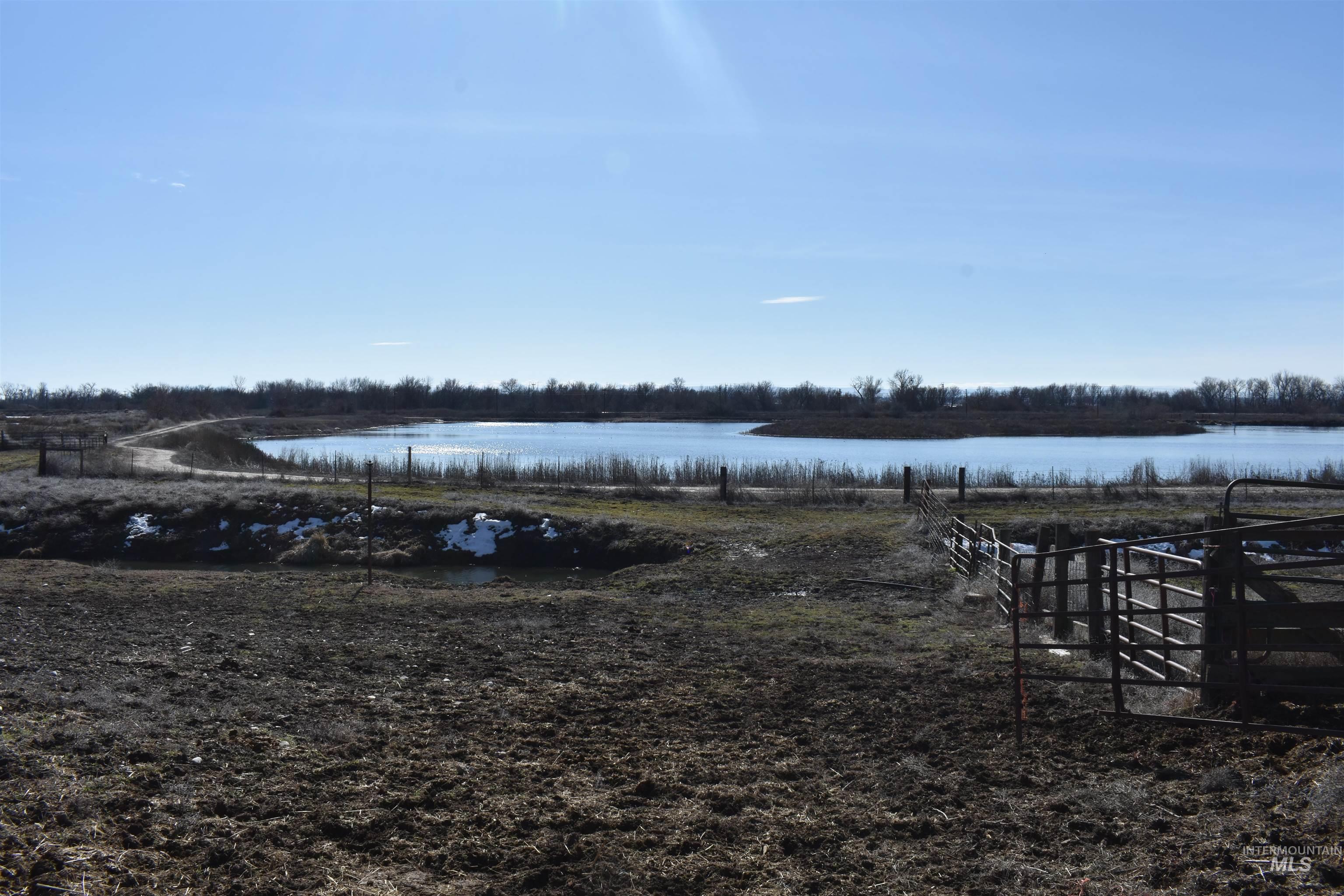 17531 hwy 20-26, Caldwell, Idaho 83607, 3 Bedrooms, 2 Bathrooms, Residential For Sale, Price $1,600,000, 98961286