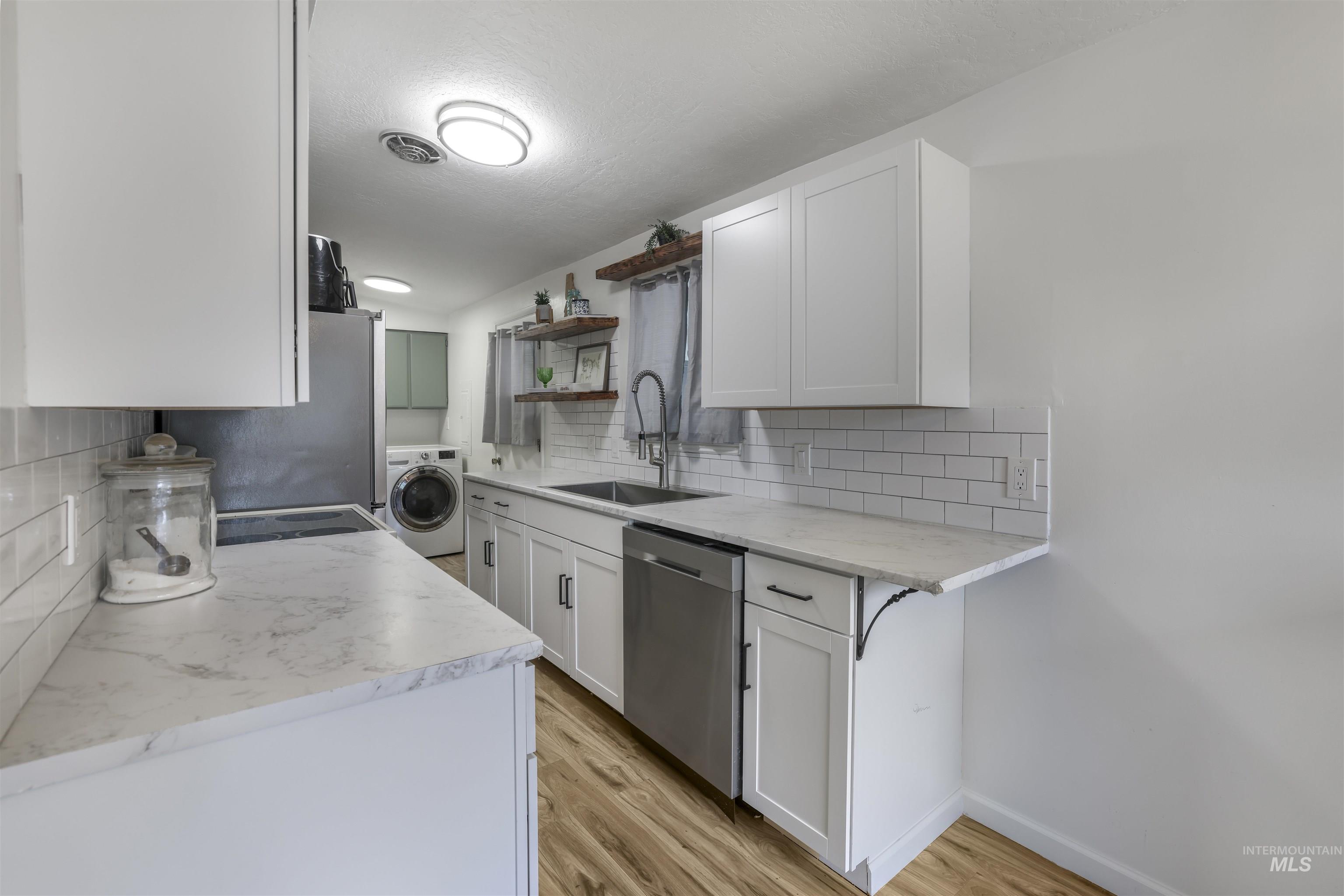 419 E Ave E, Jerome, Idaho 83338, 3 Bedrooms, 1.5 Bathrooms, Residential For Sale, Price $269,000, 98961287