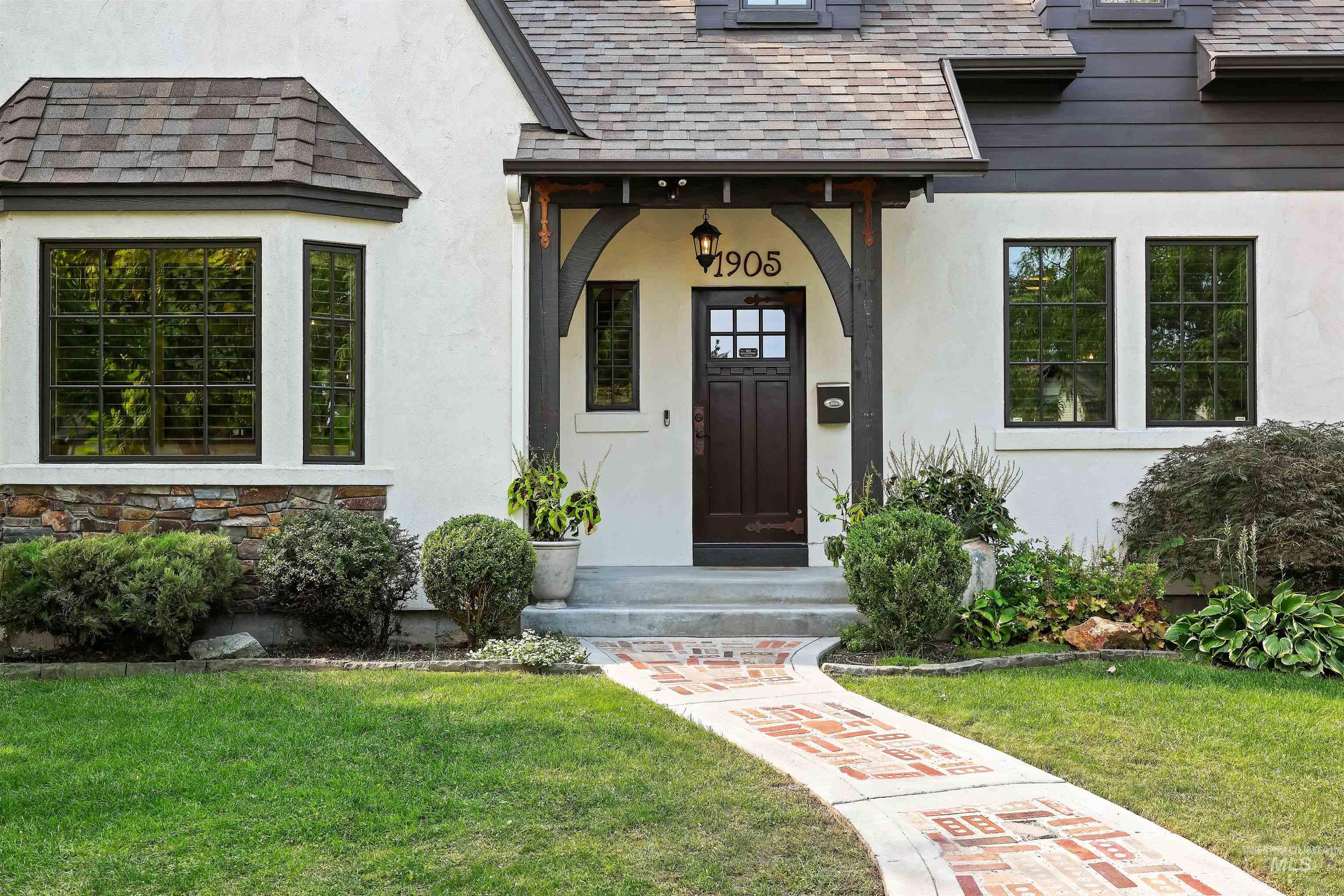 1905 W Washington Street, Boise, Idaho 83702, 5 Bedrooms, 3.5 Bathrooms, Residential For Sale, Price $1,799,900, 98961294
