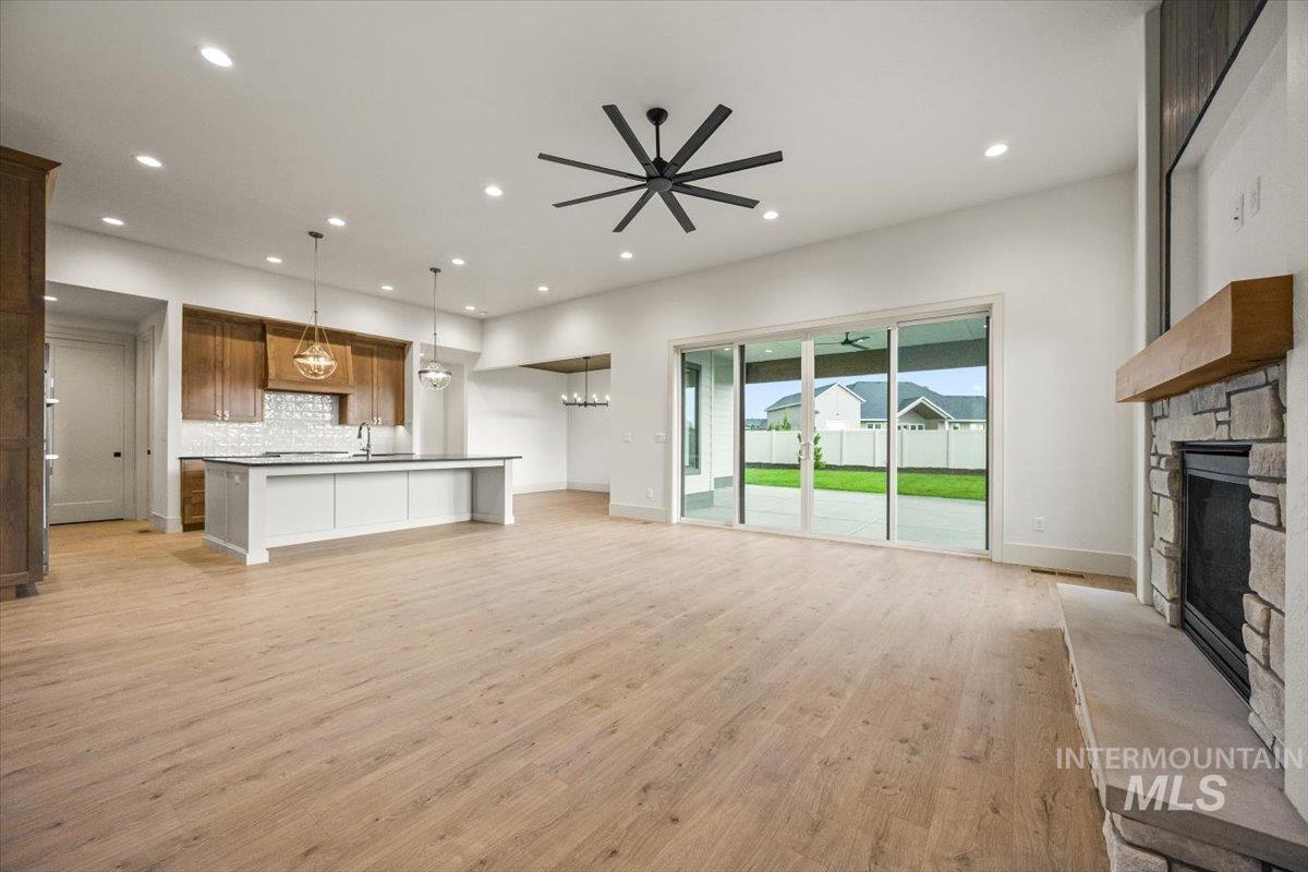 7462 E Newcastle Dr, Nampa, Idaho 83687, 3 Bedrooms, 3 Bathrooms, Residential For Sale, Price $959,900, 98961296
