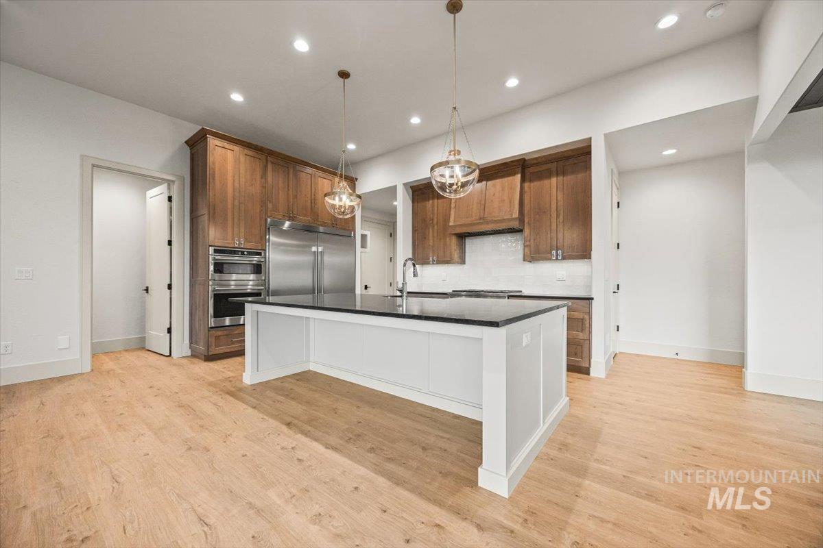 7462 E Newcastle Dr, Nampa, Idaho 83687, 3 Bedrooms, 3 Bathrooms, Residential For Sale, Price $959,900, 98961296