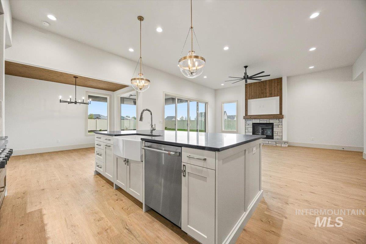 7462 E Newcastle Dr, Nampa, Idaho 83687, 3 Bedrooms, 3 Bathrooms, Residential For Sale, Price $959,900, 98961296