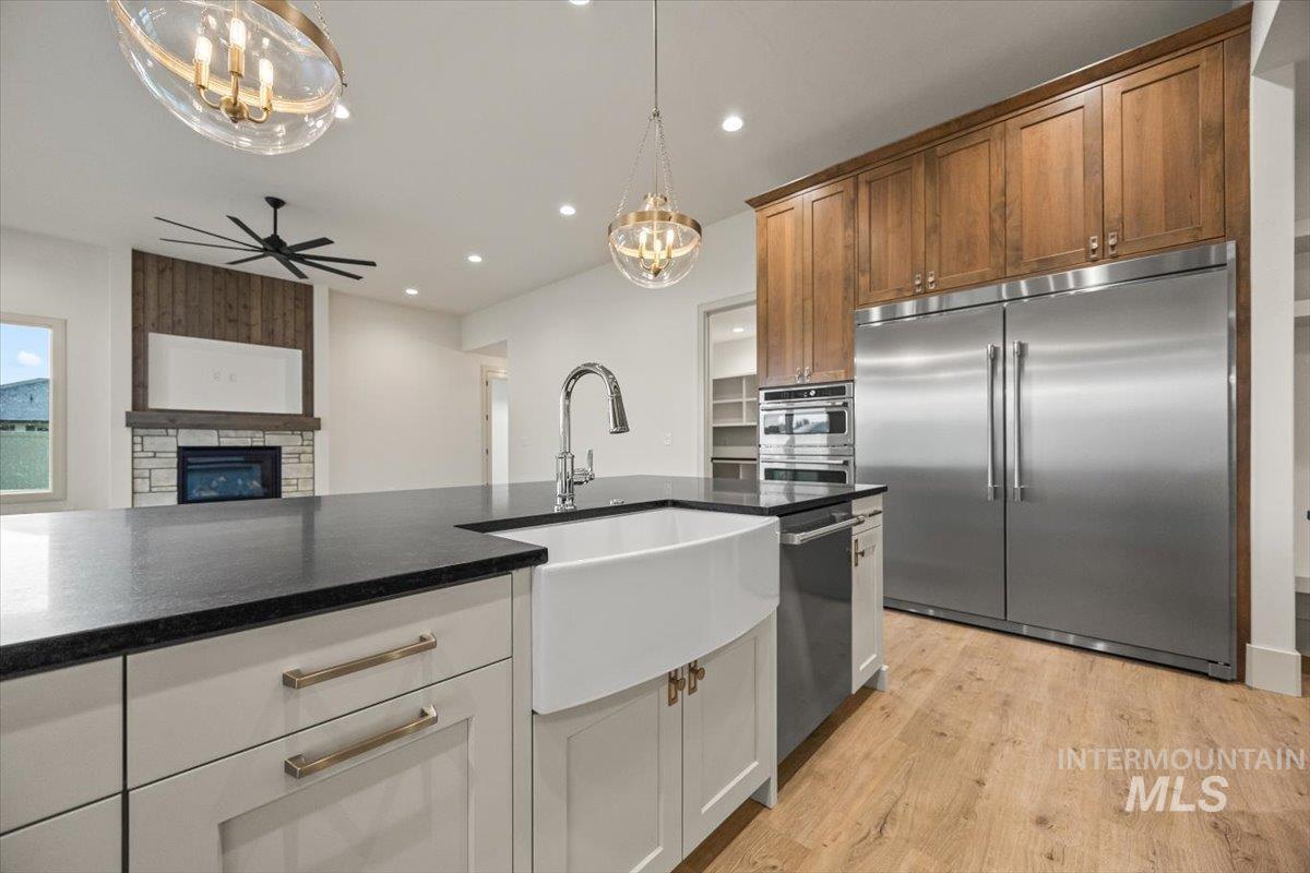 7462 E Newcastle Dr, Nampa, Idaho 83687, 3 Bedrooms, 3 Bathrooms, Residential For Sale, Price $959,900, 98961296