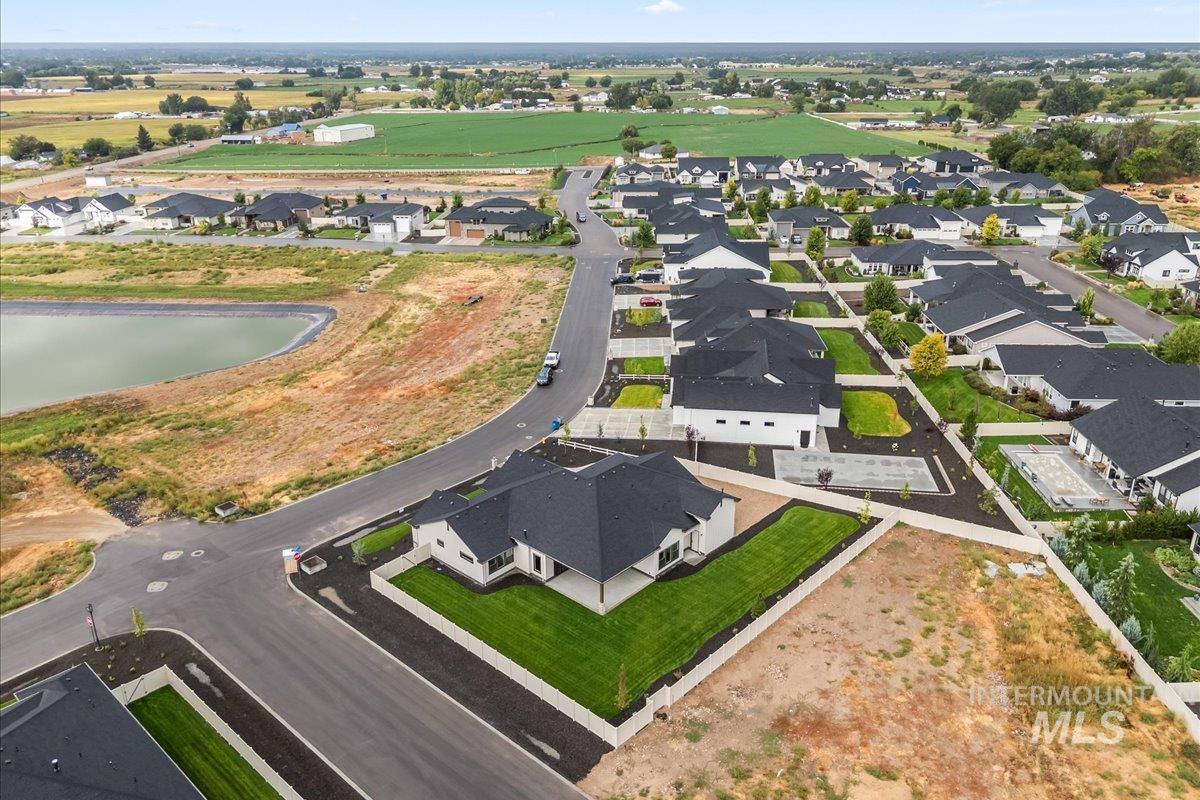 7462 E Newcastle Dr, Nampa, Idaho 83687, 3 Bedrooms, 3 Bathrooms, Residential For Sale, Price $959,900, 98961296