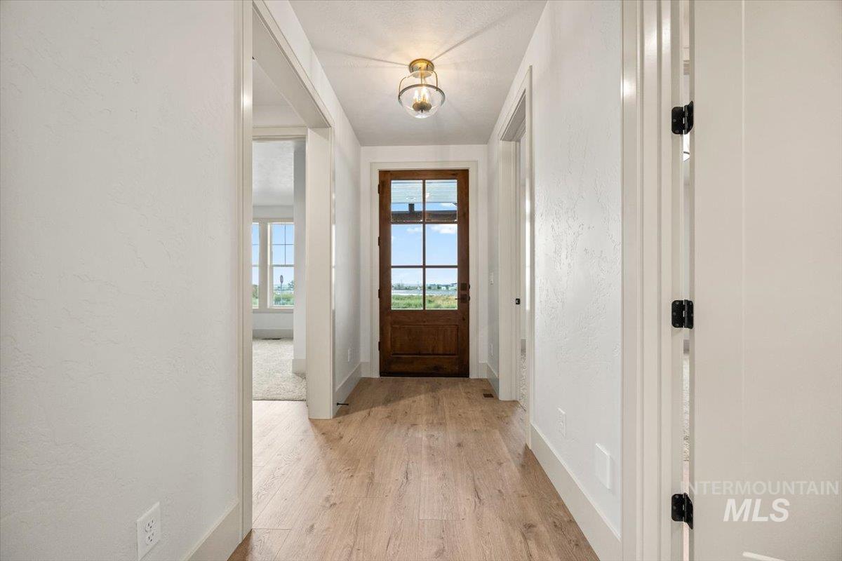 7462 E Newcastle Dr, Nampa, Idaho 83687, 3 Bedrooms, 3 Bathrooms, Residential For Sale, Price $959,900, 98961296