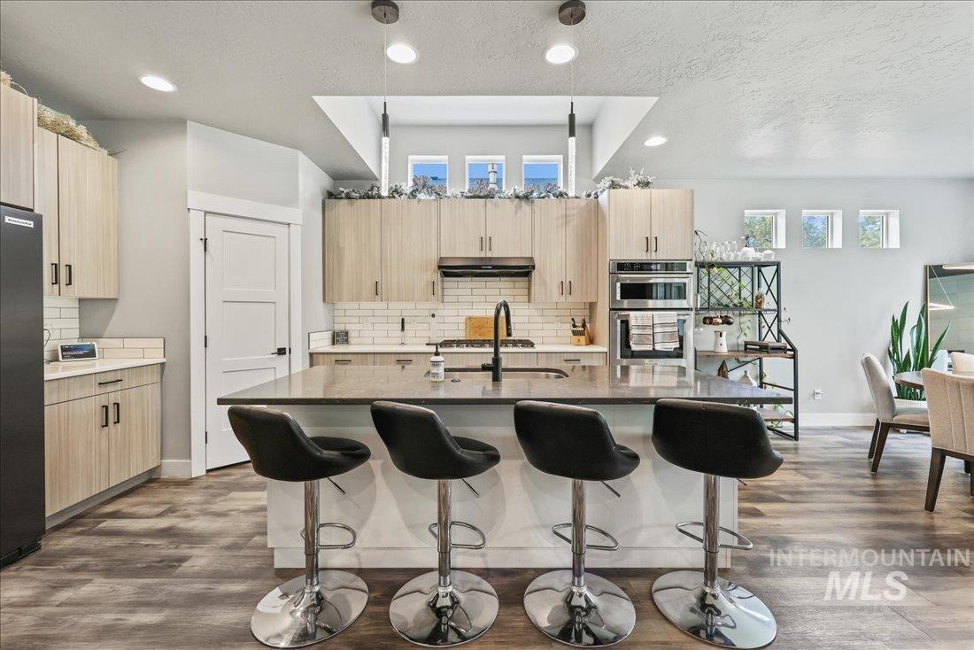 2033 S Stonyfield Pl, Boise, Idaho 83709-5508, 3 Bedrooms, 2 Bathrooms, Residential For Sale, Price $515,000, 98961299