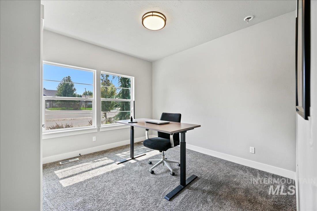 2033 S Stonyfield Pl, Boise, Idaho 83709-5508, 3 Bedrooms, 2 Bathrooms, Residential For Sale, Price $515,000, 98961299