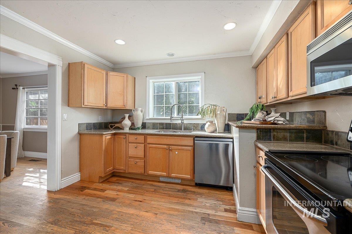 1113 N 20th St., Boise, Idaho 83702, 4 Bedrooms, 2 Bathrooms, Residential For Sale, Price $749,900, 98961303