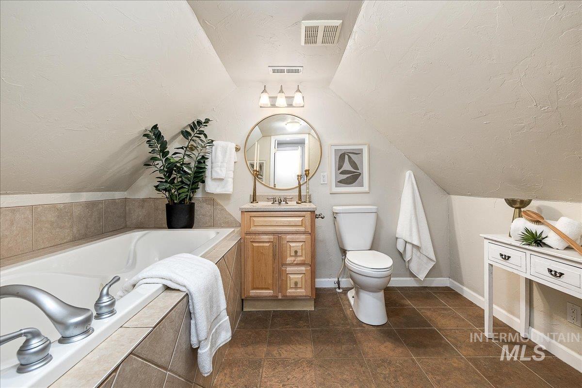1113 N 20th St., Boise, Idaho 83702, 4 Bedrooms, 2 Bathrooms, Residential For Sale, Price $749,900, 98961303
