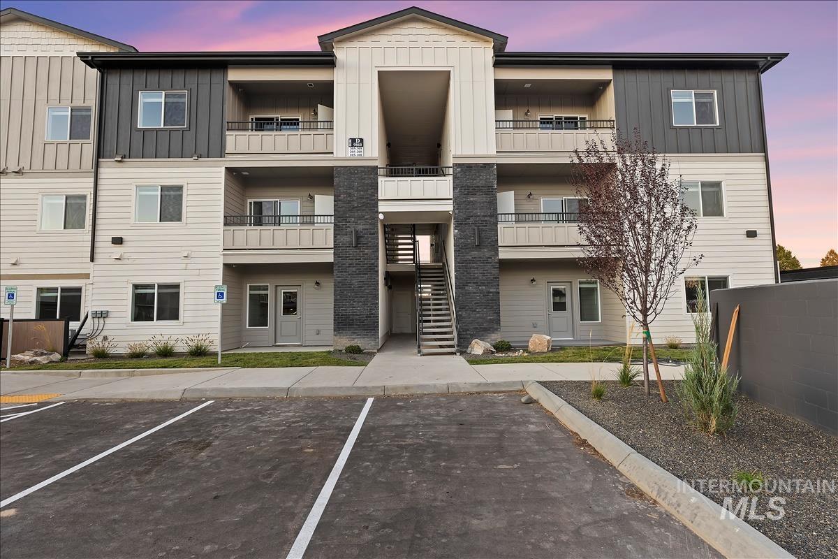 9848 W Sand Hill Dr, Nampa, Idaho 83687, Residential Income For Sale, Price $16,750,000, 98961304