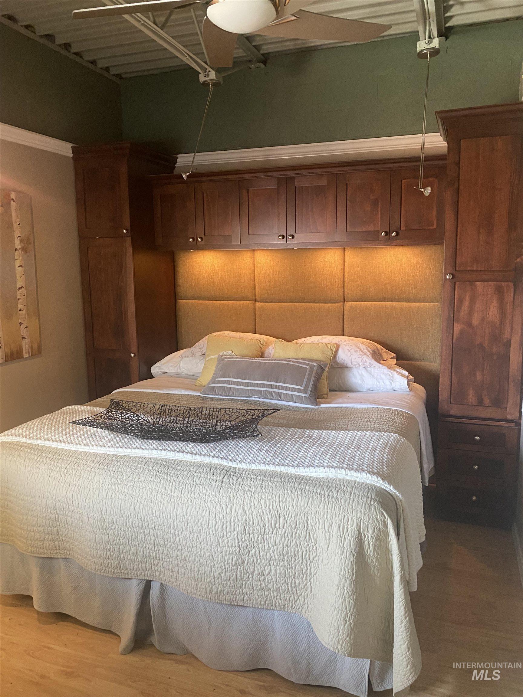 Studio bedroom area
