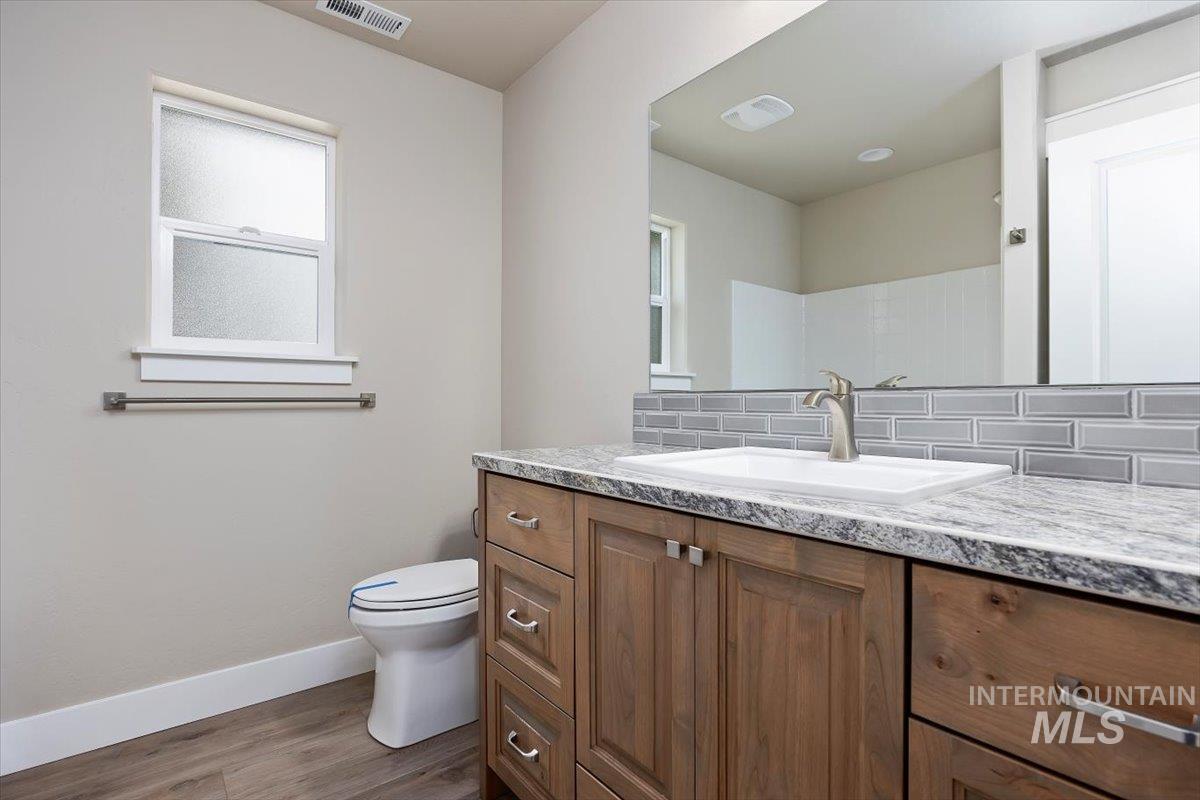 820 Jack Ave, Jerome, Idaho 83338, 4 Bedrooms, 2.5 Bathrooms, Residential For Sale, Price $396,000, 98961316
