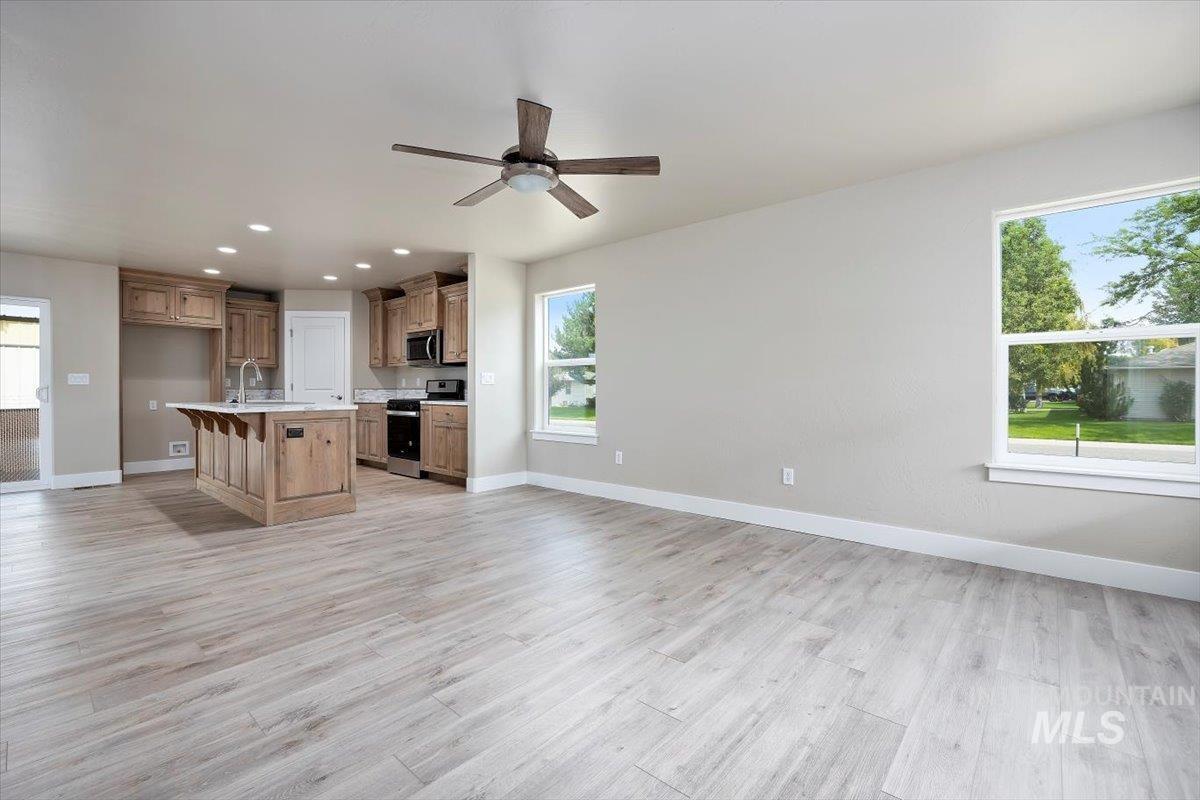 820 Jack Ave, Jerome, Idaho 83338, 4 Bedrooms, 2.5 Bathrooms, Residential For Sale, Price $396,000, 98961316