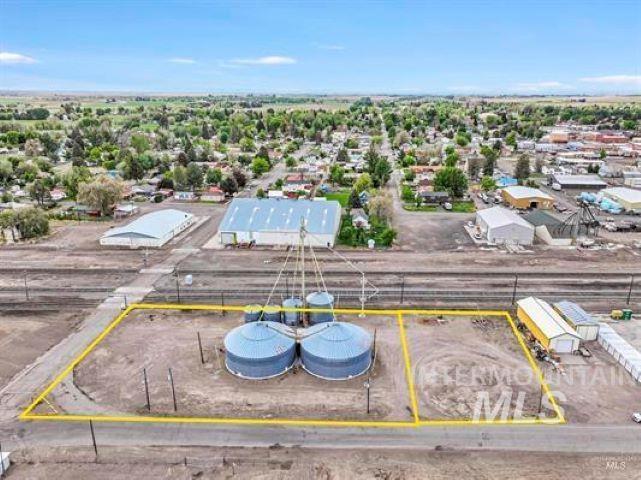 Aerial view of property's location featuring property parcel outlined