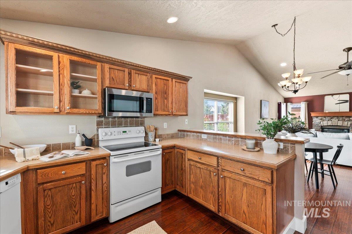 11335 W Hazelwood Dr, Boise, Idaho 83709, 3 Bedrooms, 2 Bathrooms, Residential For Sale, Price $459,990, 98961361