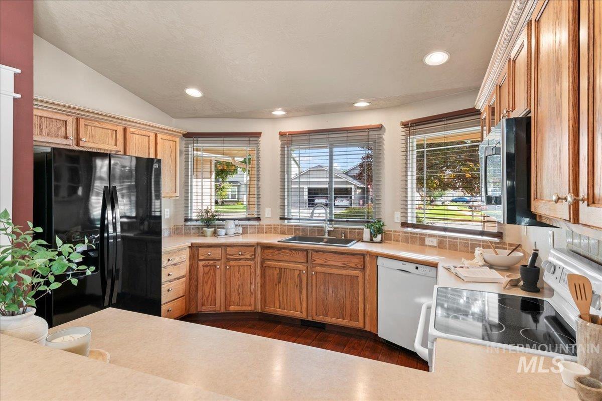 11335 W Hazelwood Dr, Boise, Idaho 83709, 3 Bedrooms, 2 Bathrooms, Residential For Sale, Price $459,990, 98961361