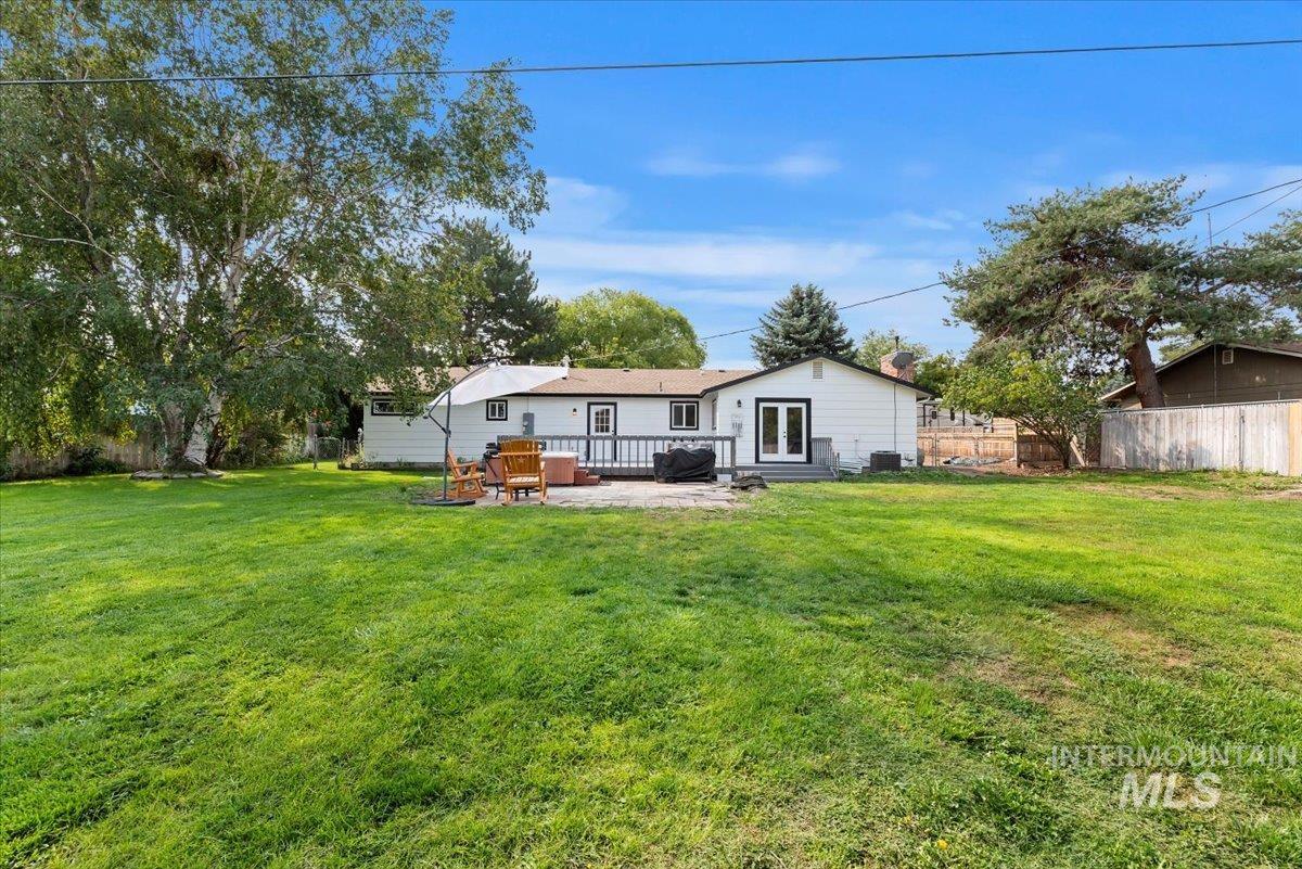 424 Lindenwood, Nampa, Idaho 83686, 2 Bedrooms, 2 Bathrooms, Residential For Sale, Price $450,000, 98961381