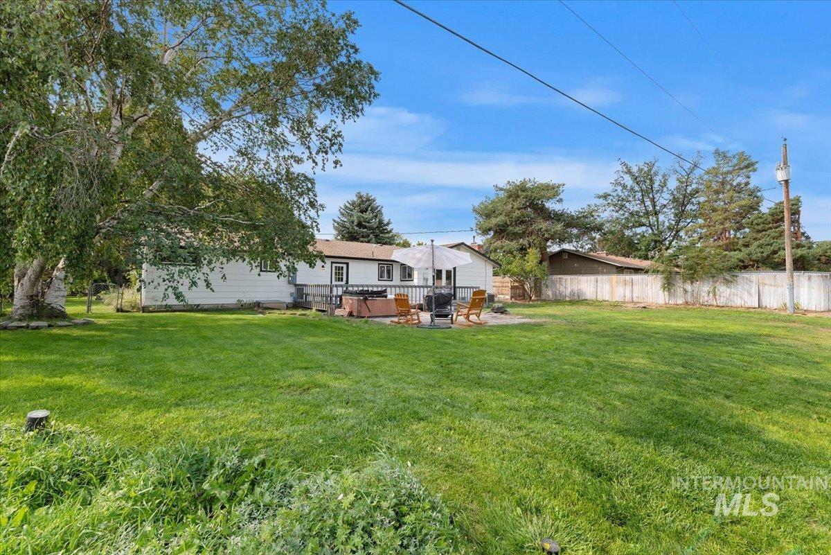 424 Lindenwood, Nampa, Idaho 83686, 2 Bedrooms, 2 Bathrooms, Residential For Sale, Price $450,000, 98961381