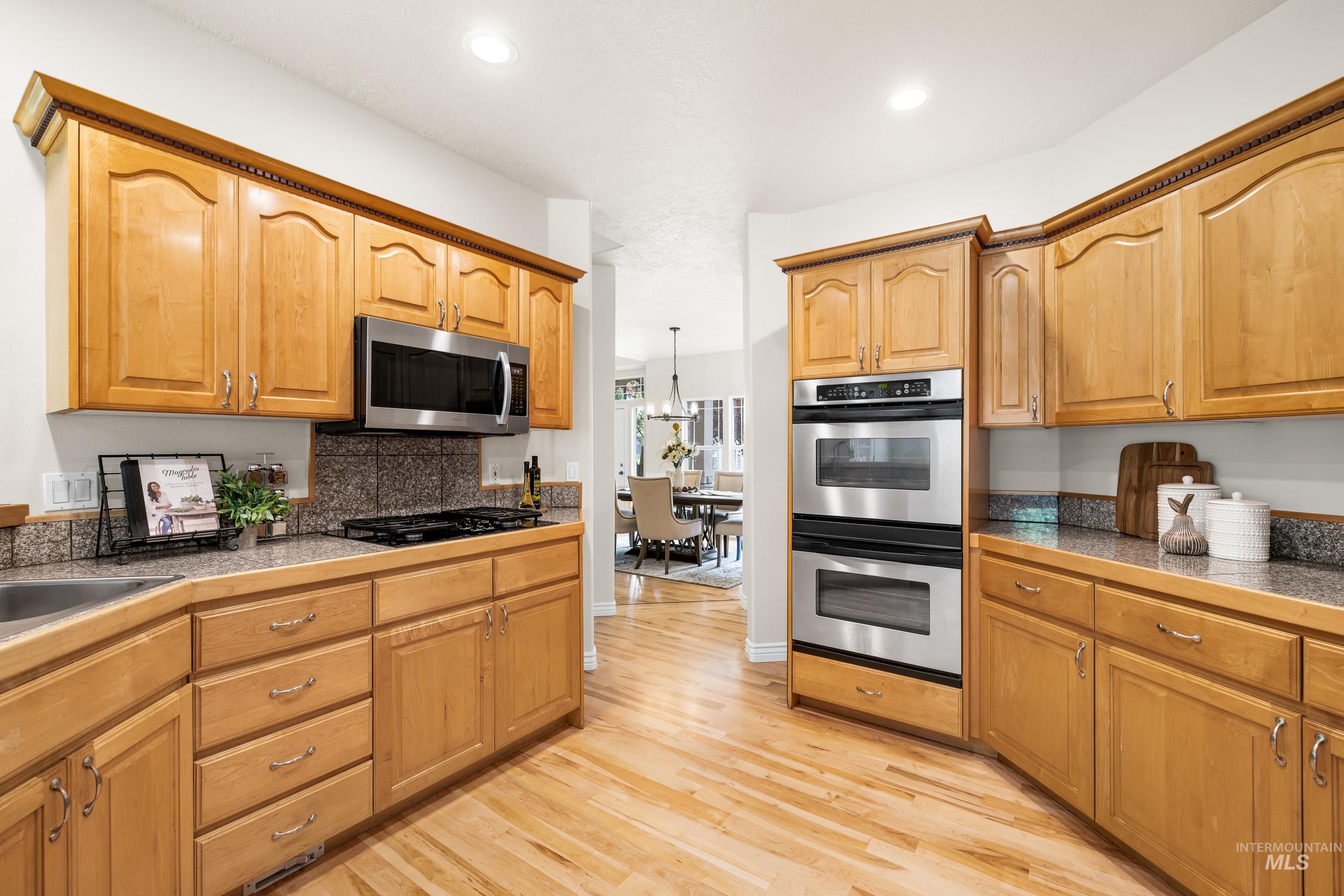 6048 Harbor Town Pl, Boise, Idaho 83714, 5 Bedrooms, 4 Bathrooms, Residential For Sale, Price $799,900, 98961384