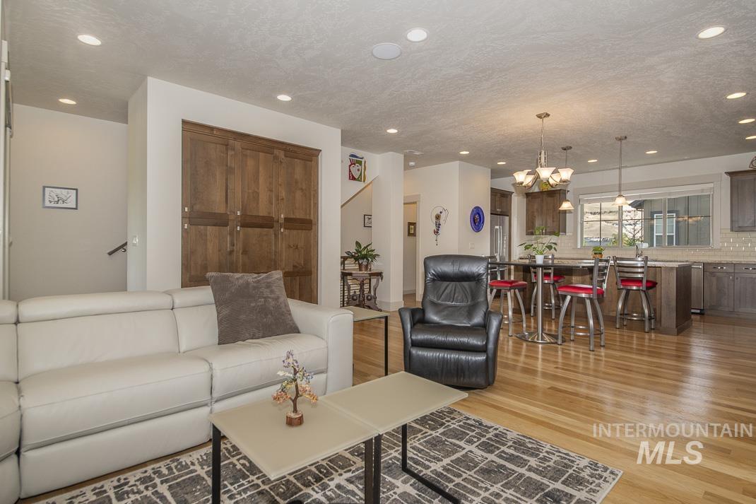 3235 E. Front Runner Lane, Boise, Idaho 83716, 3 Bedrooms, 2.5 Bathrooms, Residential For Sale, Price $800,000, 98961392