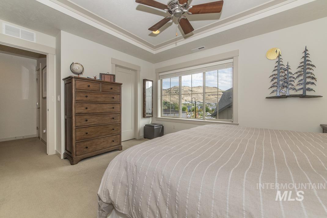 3235 E. Front Runner Lane, Boise, Idaho 83716, 3 Bedrooms, 2.5 Bathrooms, Residential For Sale, Price $800,000, 98961392