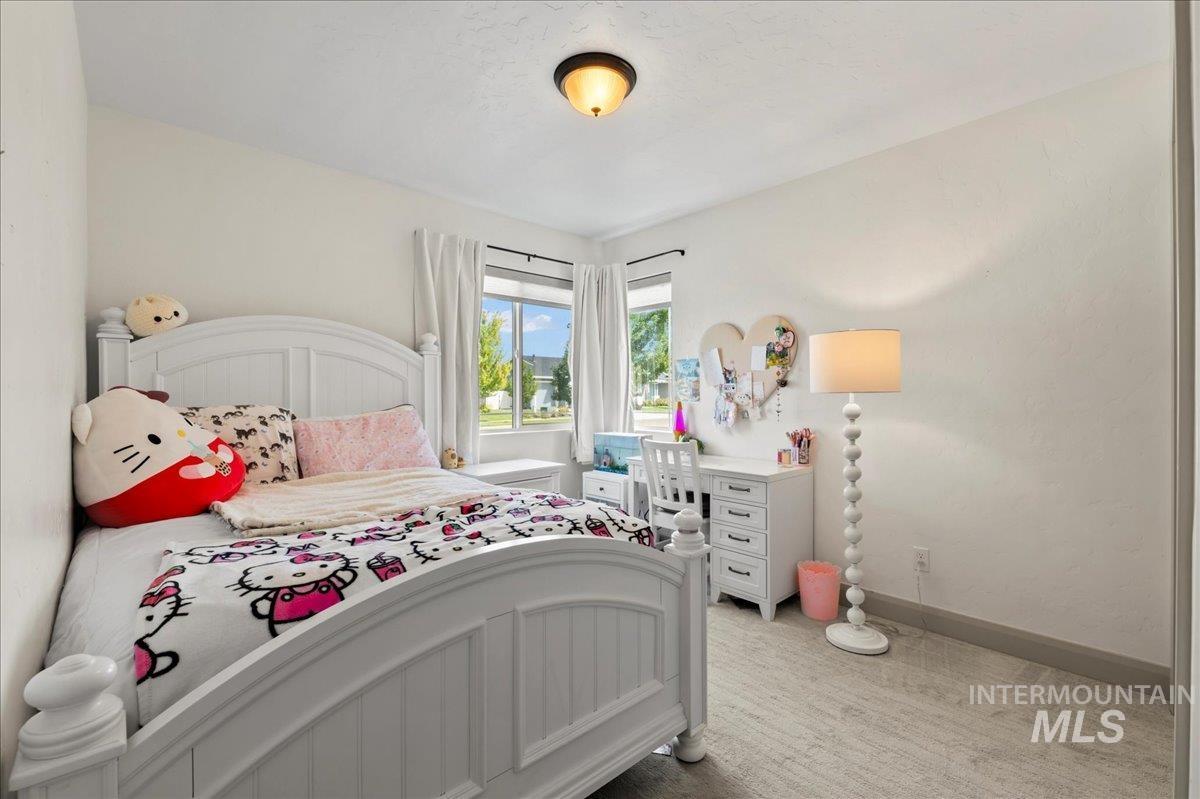 1271 E Whig Dr, Kuna, Idaho 83634, 3 Bedrooms, 2 Bathrooms, Residential For Sale, Price $439,900, 98961395