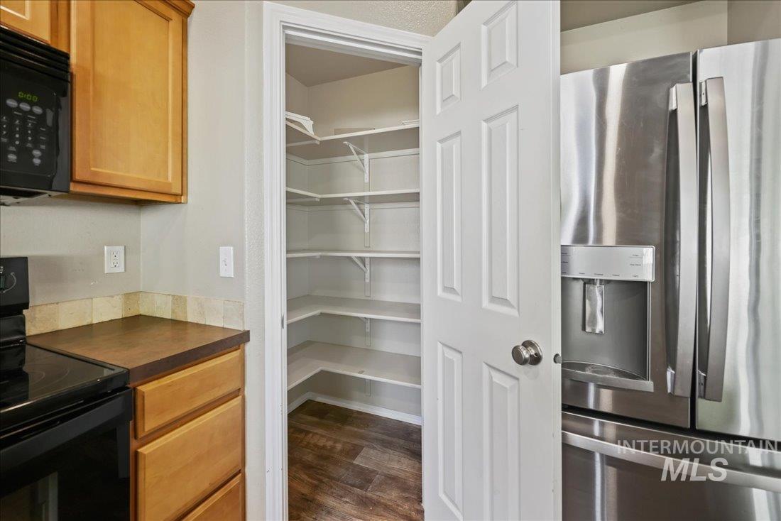 5759 S Moon Land Ave., Boise, Idaho 83709, 4 Bedrooms, 2.5 Bathrooms, Residential For Sale, Price $435,000, 98961400