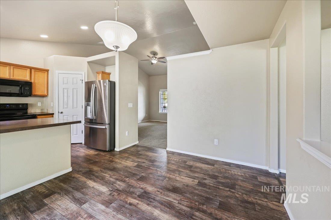 5759 S Moon Land Ave., Boise, Idaho 83709, 4 Bedrooms, 2.5 Bathrooms, Residential For Sale, Price $435,000, 98961400