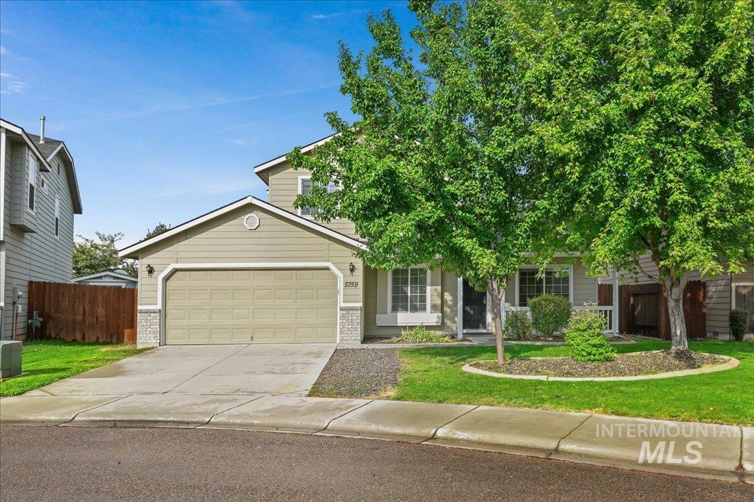 5759 S Moon Land Ave., Boise, Idaho 83709, 4 Bedrooms, 2.5 Bathrooms, Residential For Sale, Price $435,000, 98961400