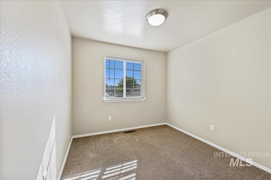 5759 S Moon Land Ave., Boise, Idaho 83709, 4 Bedrooms, 2.5 Bathrooms, Residential For Sale, Price $435,000, 98961400