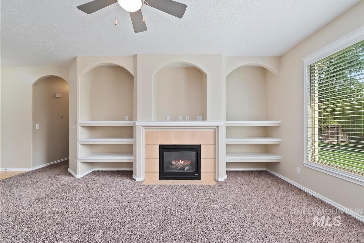 1024 S Eagle Rock Pl, Eagle, Idaho 83616, 4 Bedrooms, 2 Bathrooms, Residential For Sale, Price $499,900, 98961401
