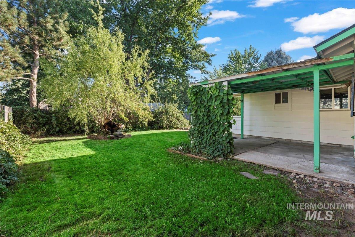 8244 W Holbrook St, Boise, Idaho 83704, 3 Bedrooms, 1 Bathroom, Residential For Sale, Price $325,000, 98961403