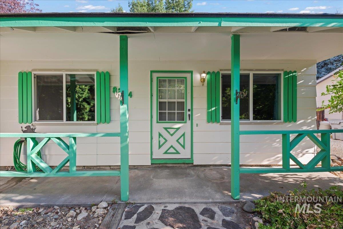 8244 W Holbrook St, Boise, Idaho 83704, 3 Bedrooms, 1 Bathroom, Residential For Sale, Price $325,000, 98961403