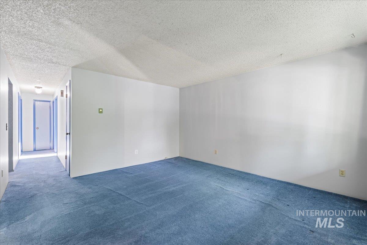 8244 W Holbrook St, Boise, Idaho 83704, 3 Bedrooms, 1 Bathroom, Residential For Sale, Price $325,000, 98961403