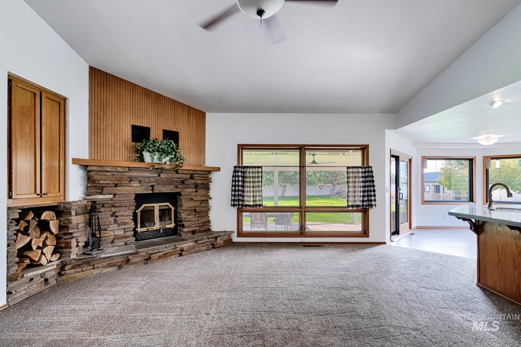 1276 N Cambrick Dr, Kuna, Idaho 83634, 6 Bedrooms, 4 Bathrooms, Residential For Sale, Price $735,000, 98961416
