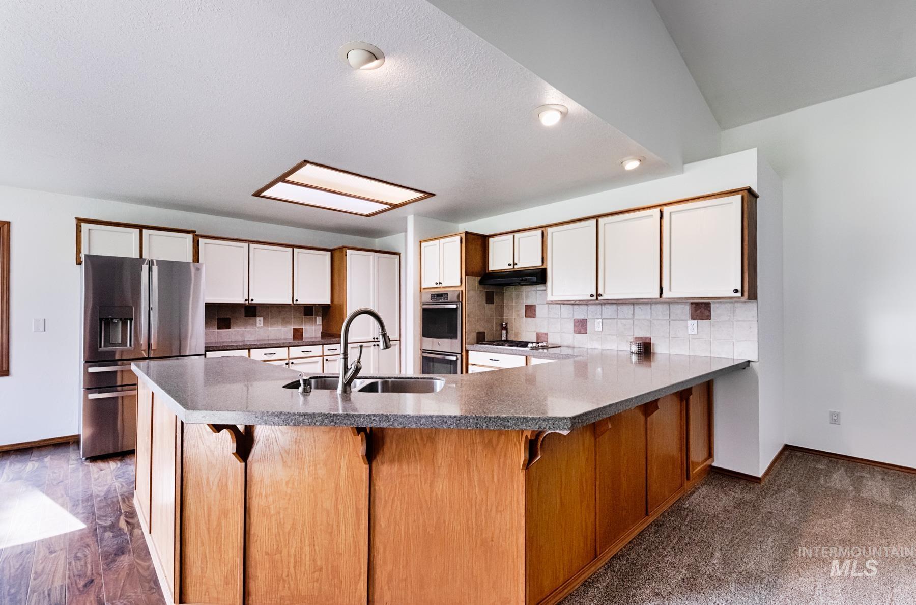 1276 N Cambrick Dr, Kuna, Idaho 83634, 6 Bedrooms, 4 Bathrooms, Residential For Sale, Price $735,000, 98961416