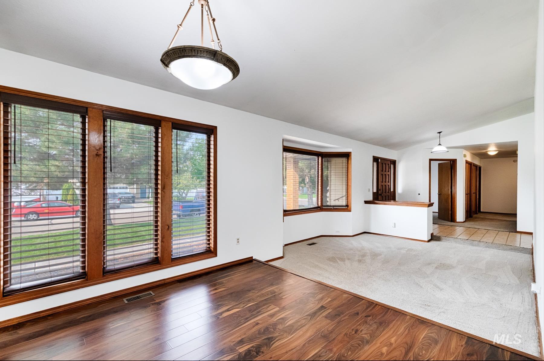 1276 N Cambrick Dr, Kuna, Idaho 83634, 6 Bedrooms, 4 Bathrooms, Residential For Sale, Price $735,000, 98961416