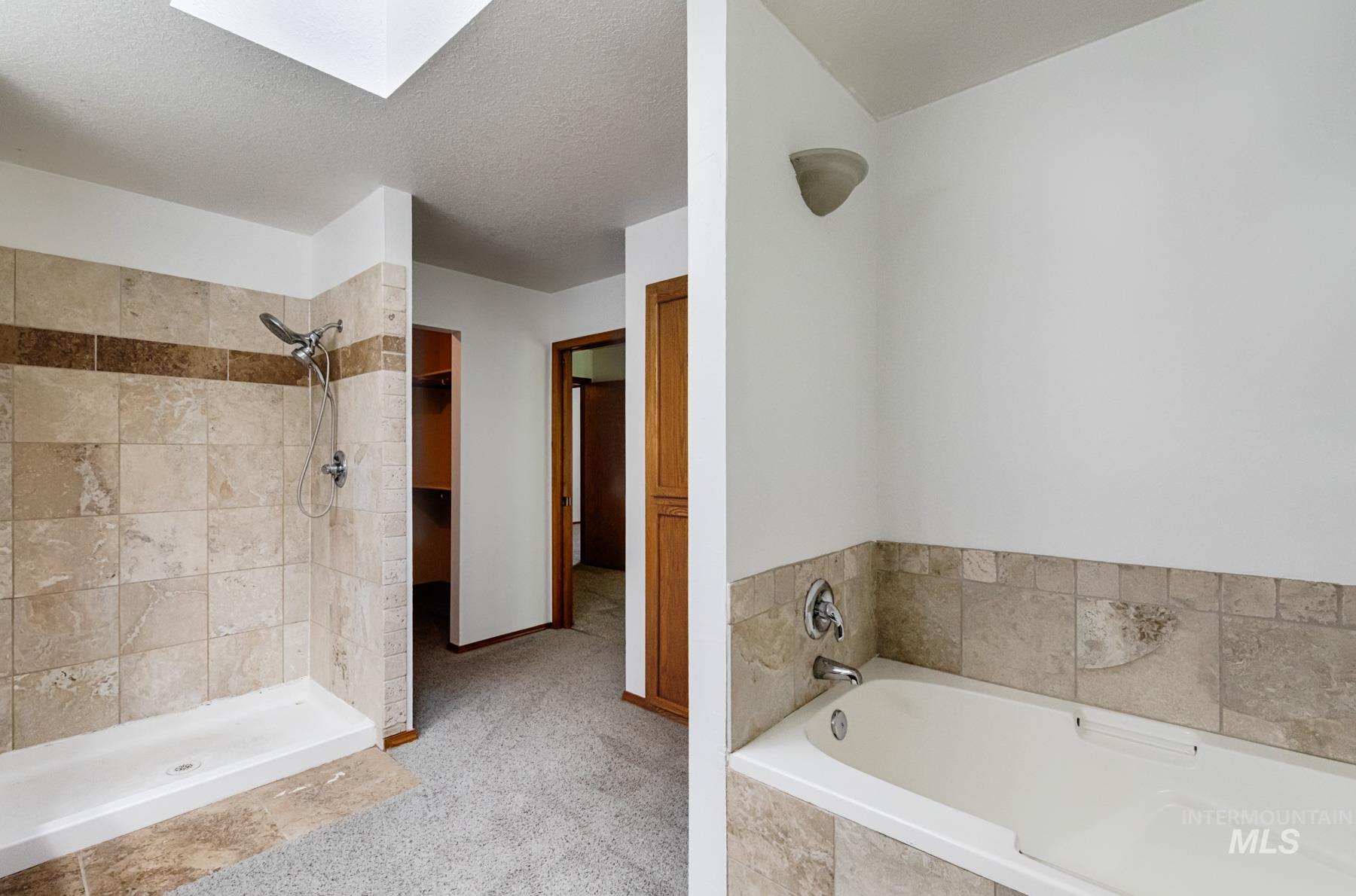 1276 N Cambrick Dr, Kuna, Idaho 83634, 6 Bedrooms, 4 Bathrooms, Residential For Sale, Price $735,000, 98961416