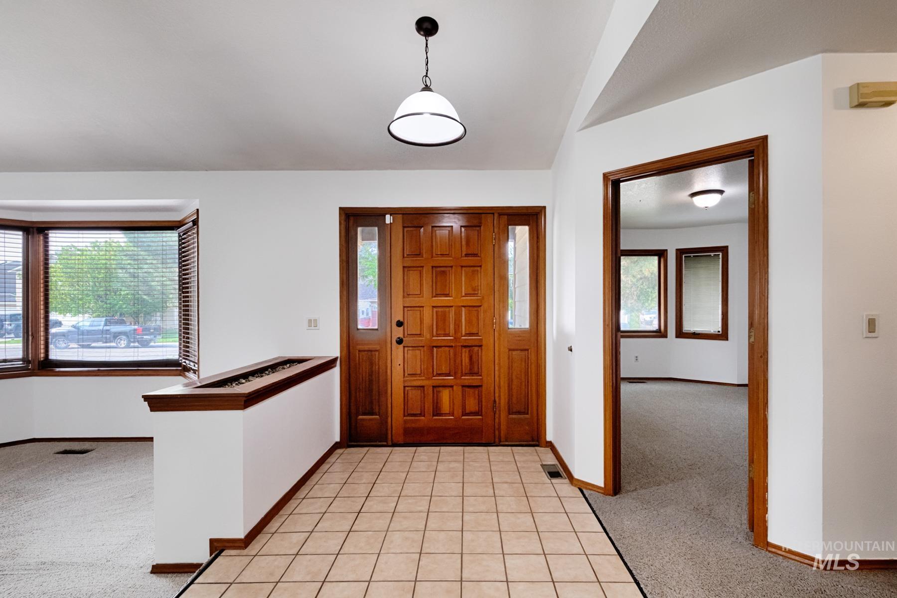 1276 N Cambrick Dr, Kuna, Idaho 83634, 6 Bedrooms, 4 Bathrooms, Residential For Sale, Price $735,000, 98961416