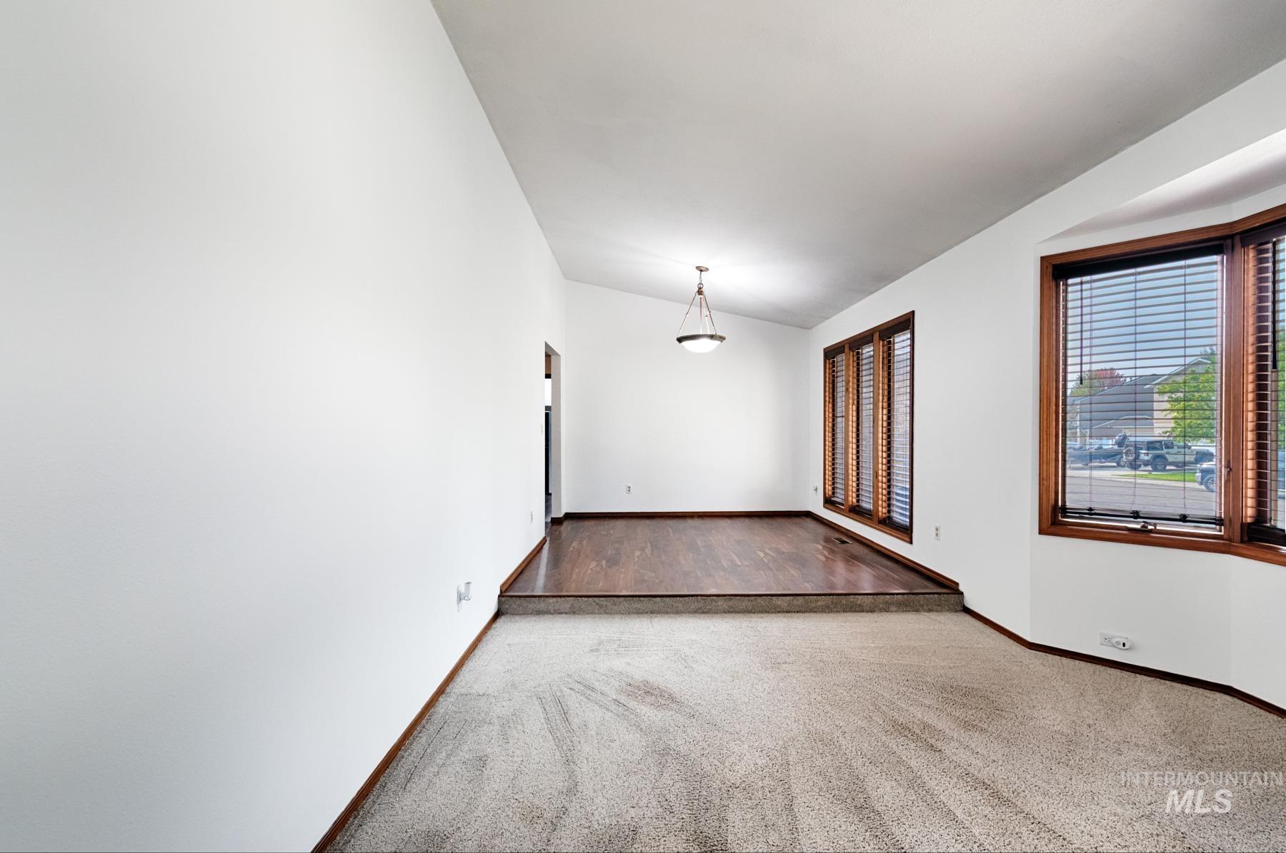 1276 N Cambrick Dr, Kuna, Idaho 83634, 6 Bedrooms, 4 Bathrooms, Residential For Sale, Price $735,000, 98961416