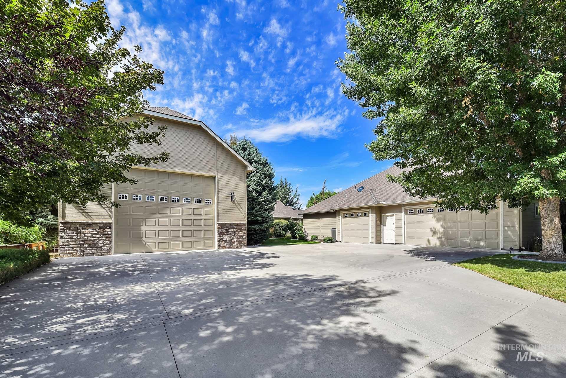 12306 Whitechapel Way, Nampa, Idaho 83686, 4 Bedrooms, 3.5 Bathrooms, Residential For Sale, Price $939,500, 98961420