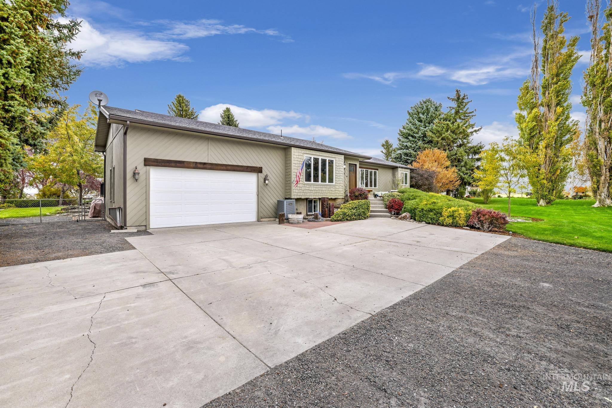 3426B E 4000 N, Kimberly, Idaho 83341, 5 Bedrooms, 3 Bathrooms, Residential For Sale, Price $659,900, 98961428