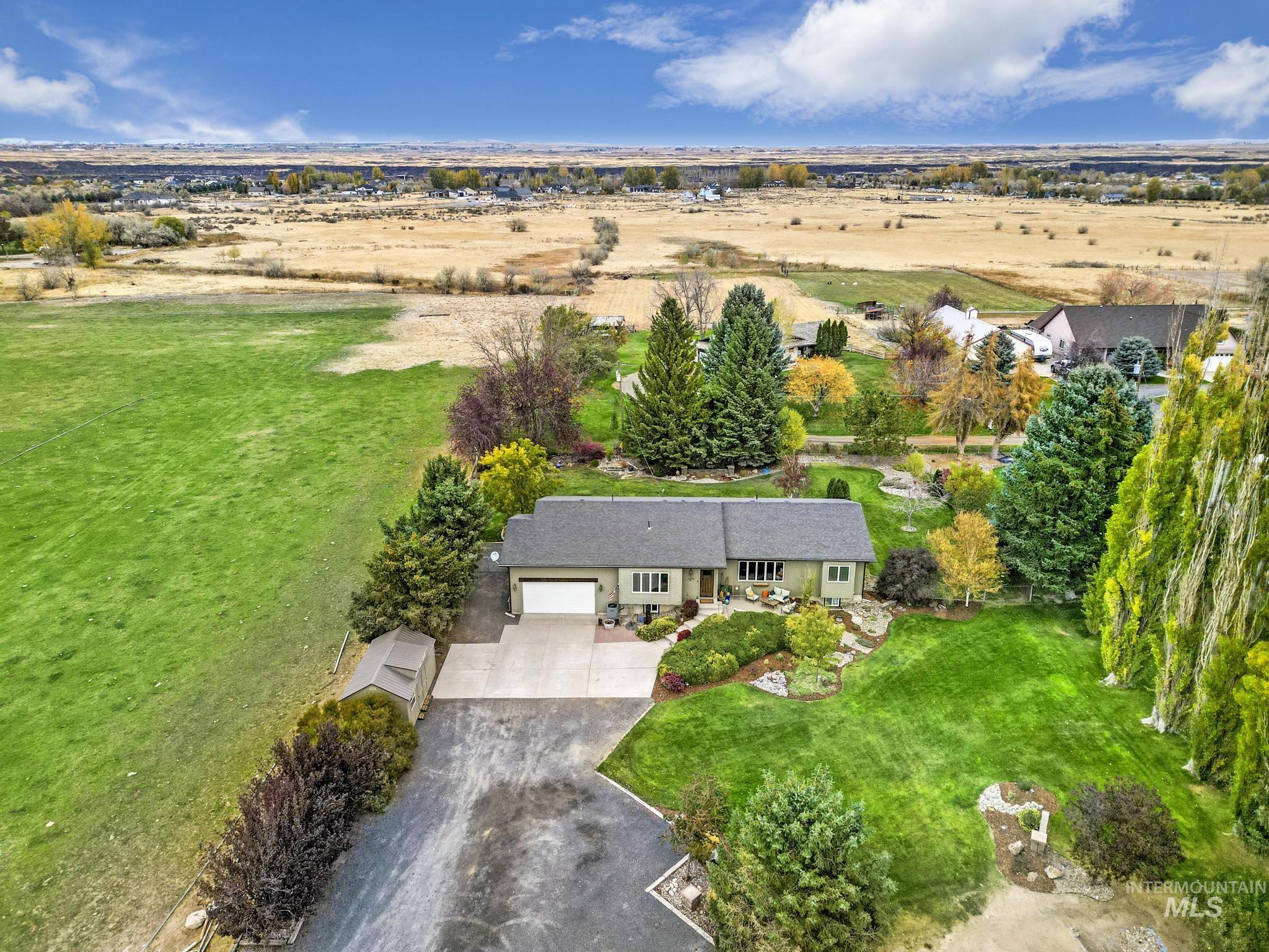 3426B E 4000 N, Kimberly, Idaho 83341, 5 Bedrooms, 3 Bathrooms, Residential For Sale, Price $659,900, 98961428
