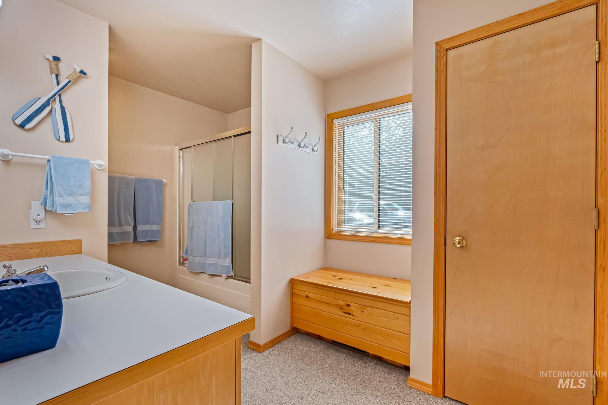 164 Shadows Trail Lane, Donnelly, Idaho 83615, 4 Bedrooms, 2.5 Bathrooms, Residential For Sale, Price $3,595,000, 98961430