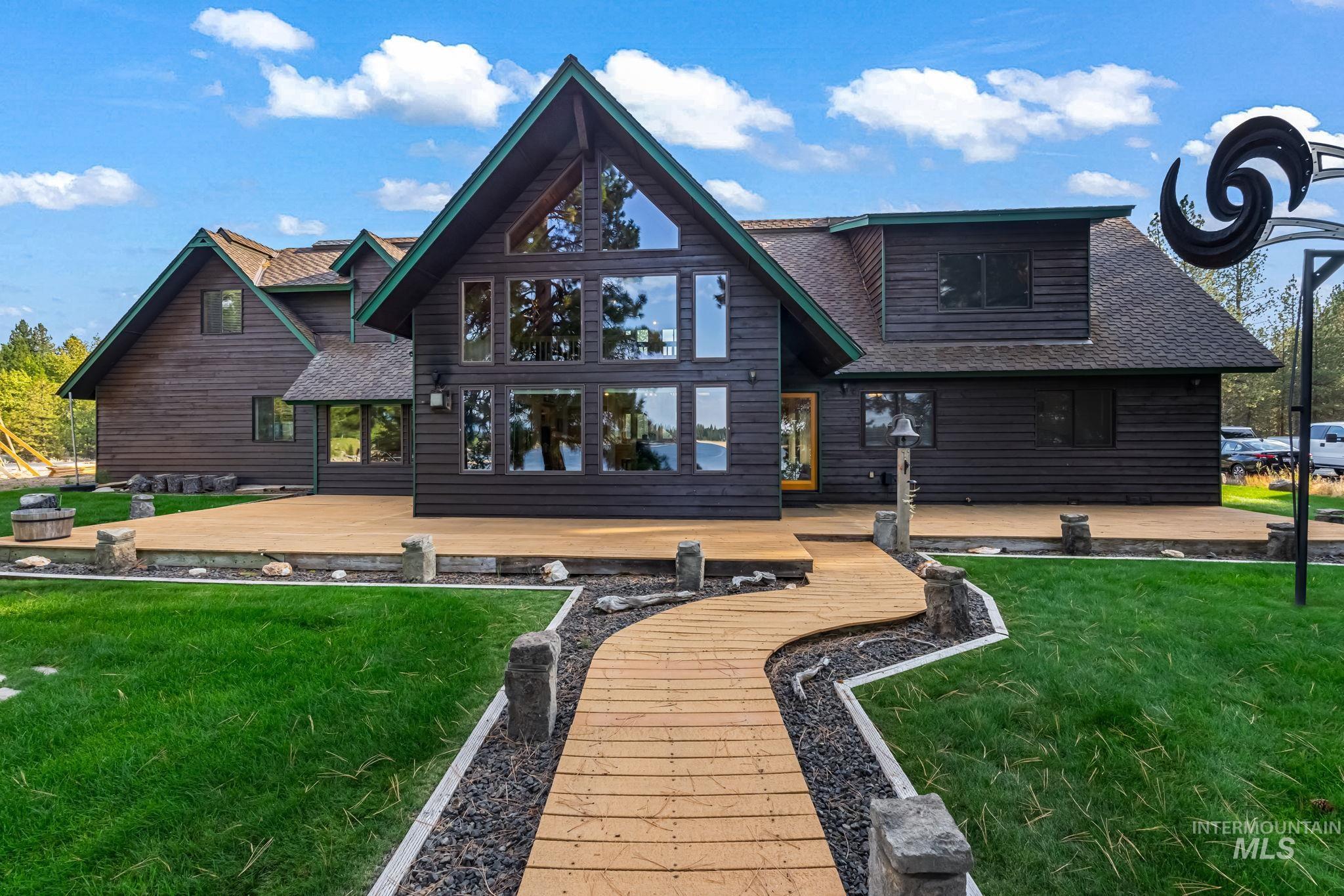 164 Shadows Trail Lane, Donnelly, Idaho 83615, 4 Bedrooms, 2.5 Bathrooms, Residential For Sale, Price $3,595,000, 98961430