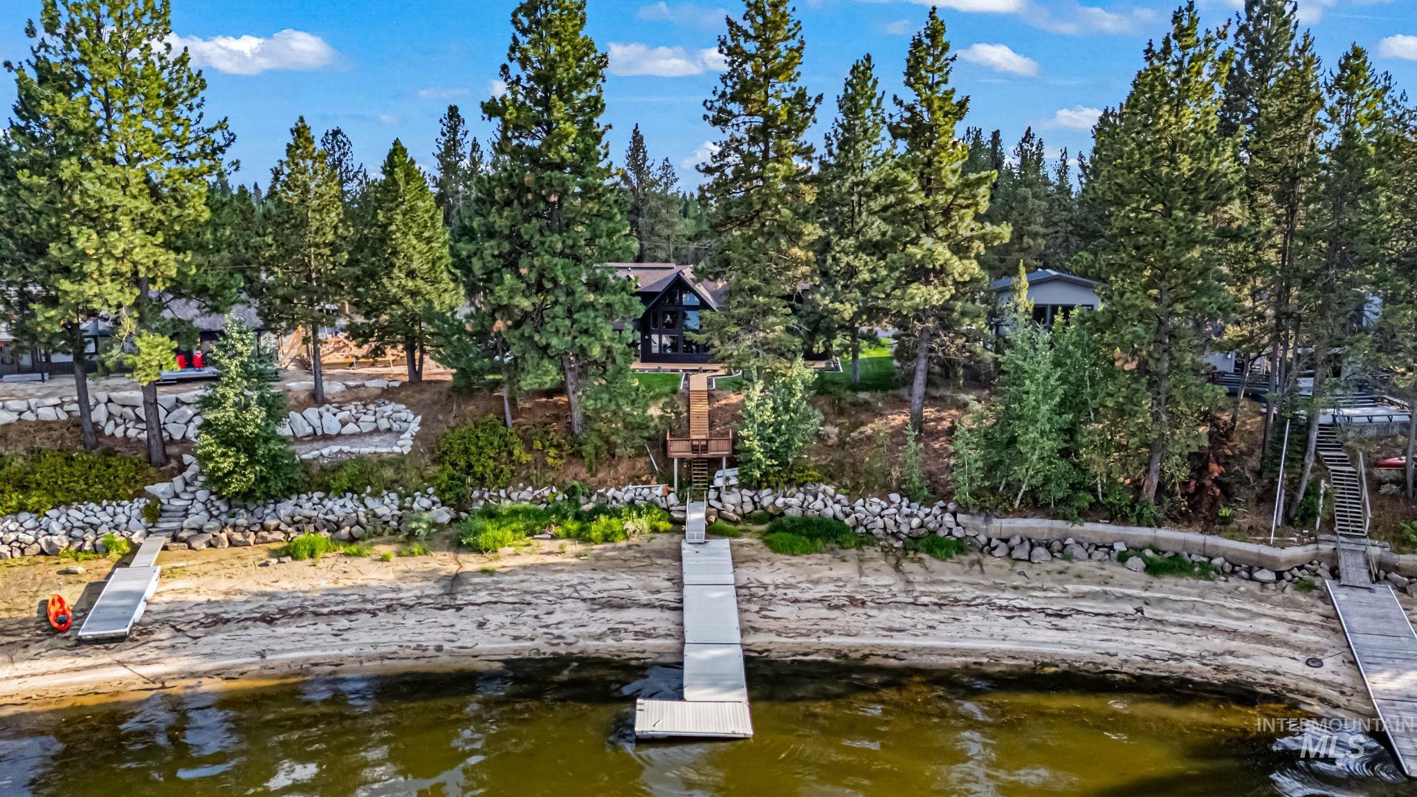 164 Shadows Trail Lane, Donnelly, Idaho 83615, 4 Bedrooms, 2.5 Bathrooms, Residential For Sale, Price $3,595,000, 98961430