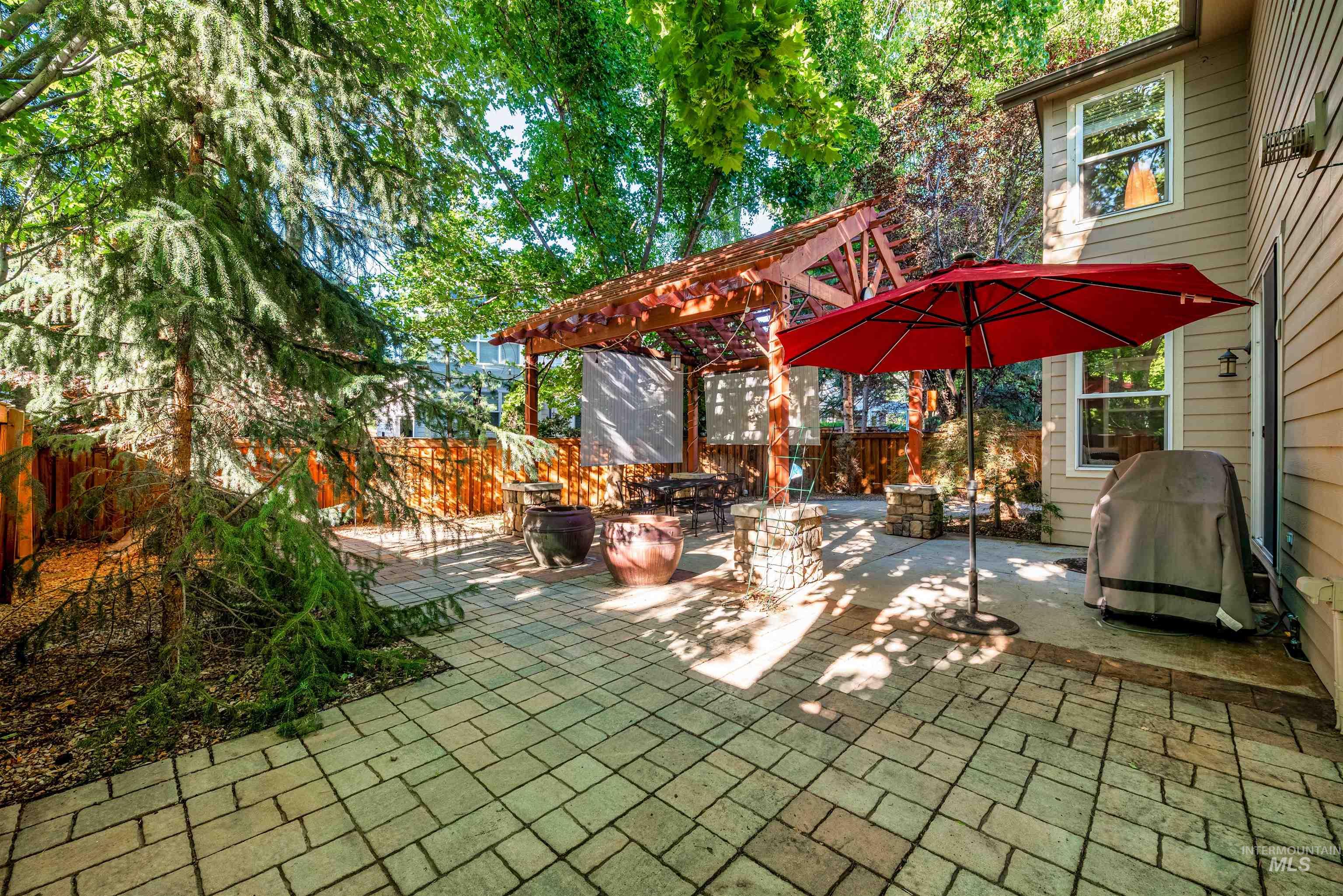 6112 E Gateway Court, Boise, Idaho 83716, 3 Bedrooms, 2.5 Bathrooms, Residential For Sale, Price $835,000, 98961445